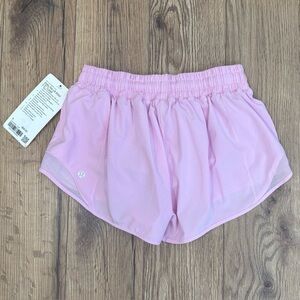 NWT Lululemon Hotty Hot Low Rise Shorts 2.5" In Vita Pink Size 6